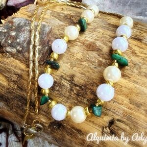Pearls and Green gemstones Beaded Necklace malachite